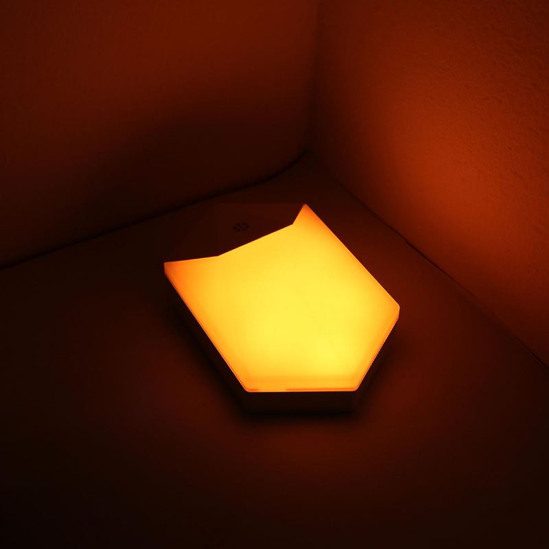 Noční Světlo Rgb Led Zapojte Nástěnnou Lampu Do Schodiště Se Senzorem Soumraku Do Úsvitu