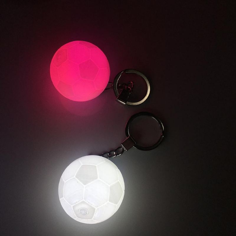 Přenosné Fotbalové Světlo S 3d Tiskem Keychain Barevná Led Noční Lampa Kreativní Dekorace Taštičky Na Baterie