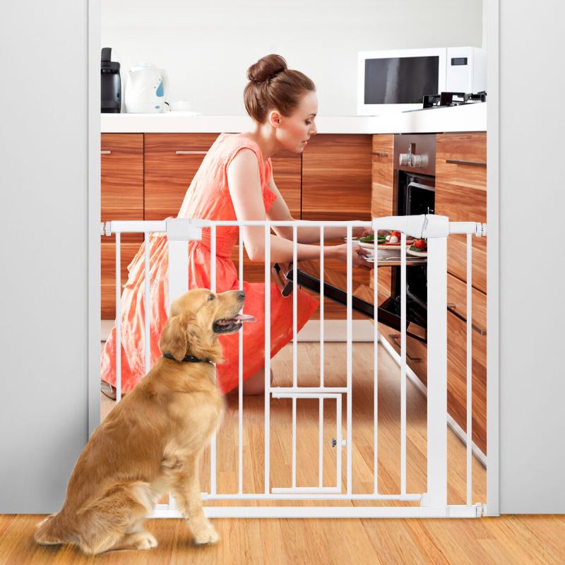 Comomy Extra Široká Brána Pro Domácí Mazlíčky Pro Psa Kočka Animal Baby Gate Plotové Kotce S Otočnými Dvířky Hrací Pro Děti 30" Vysoká Pro Psa Do Schodů Bílá/černá