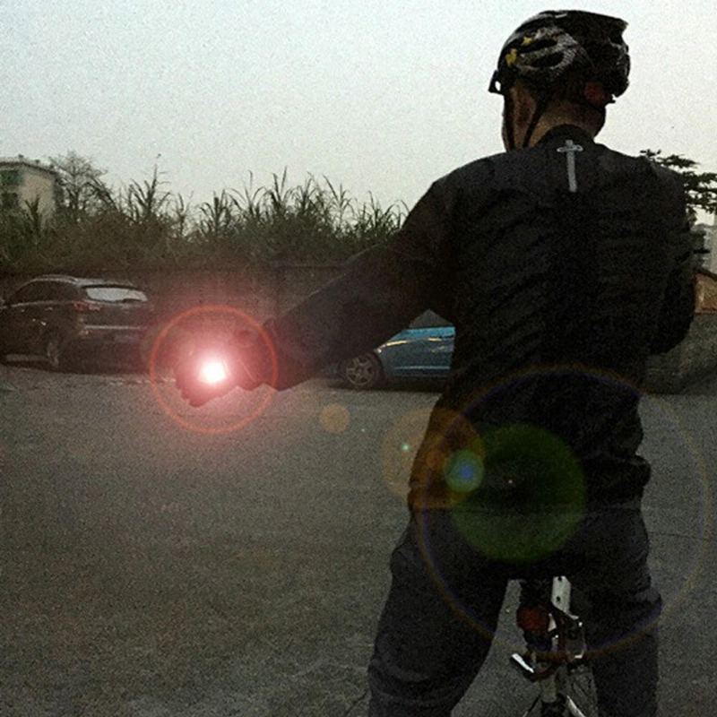 Venkovní Poloprstové Cyklistické Rukavice Oblečení S Inteligentním Led Výstražným Světlem