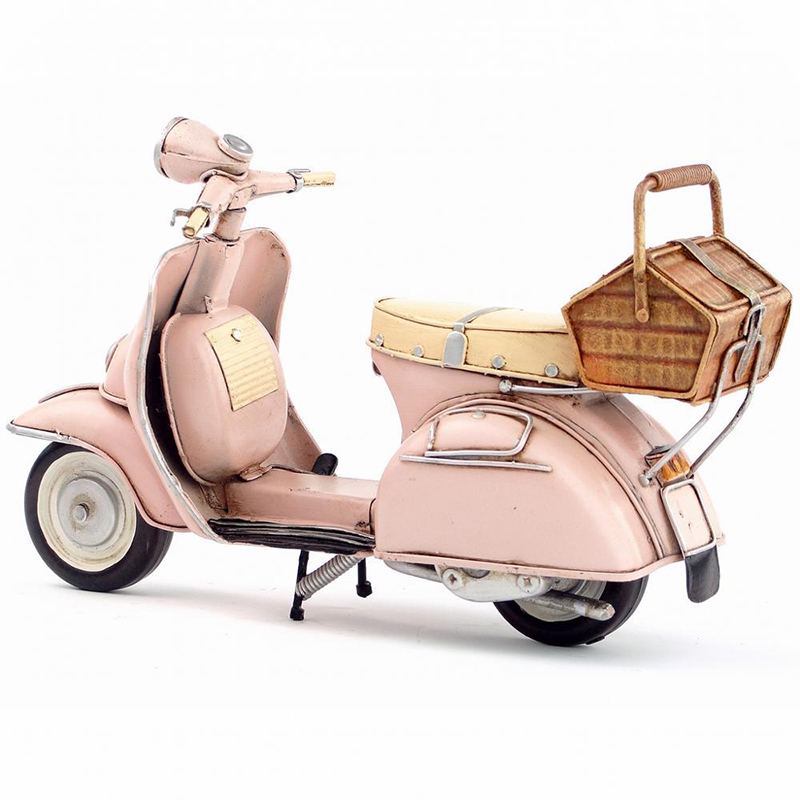 Ručně Vyráběný Motocykl Vespa Středního Pocínovaného Plechu Model 1965