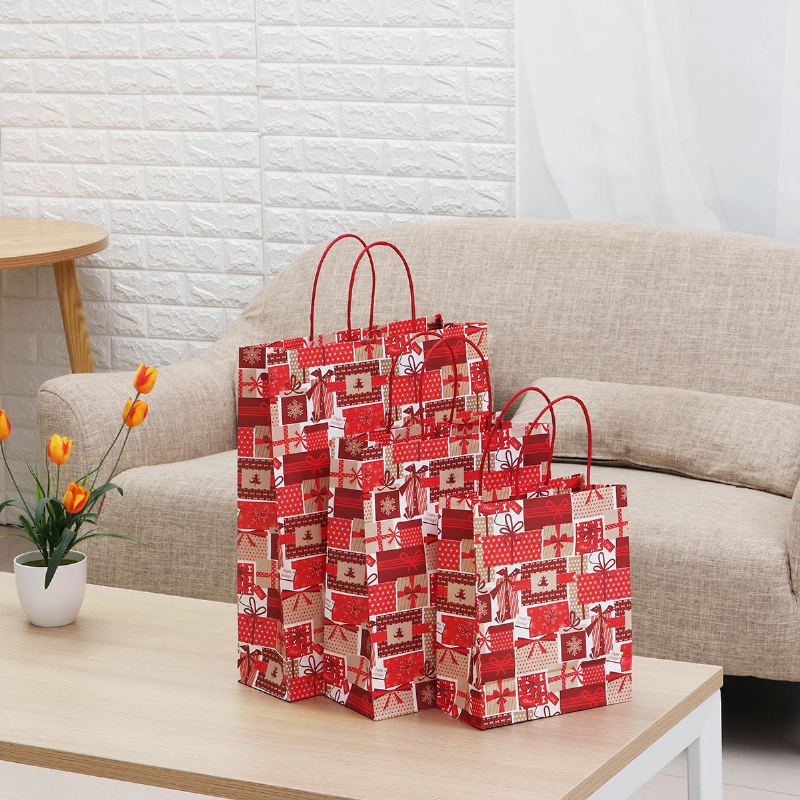 12ks/šarže Christmas Kraft Paper Bag Santa Gift Bag Candy Bag Party Sup