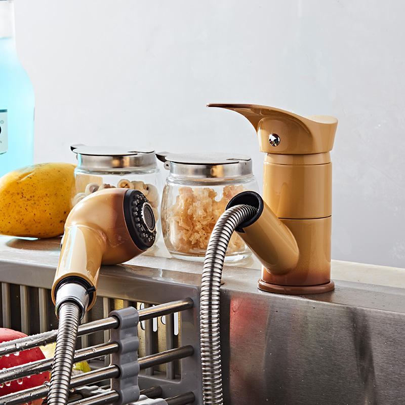 Kuchyňské Výsuvné Studené Lakované Provedení Flexibilní Směšovací Baterie Pro Teplou A Studenou Vodu Otočný Držák Na Desku