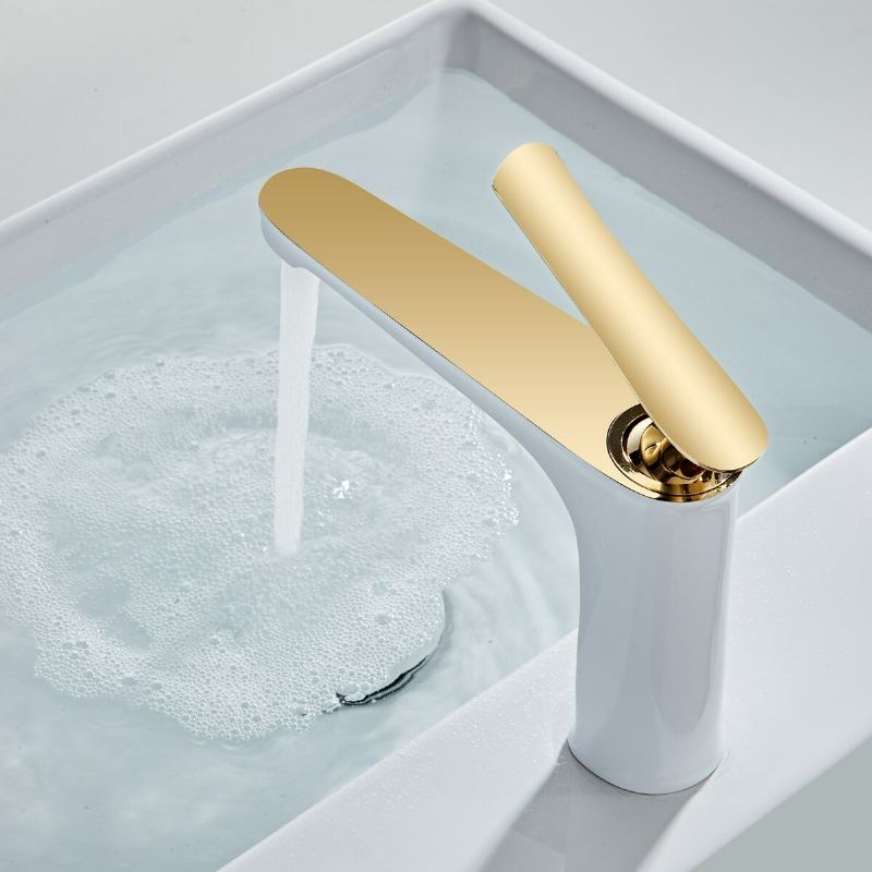 Luxusní Koupelnová Umyvadlová Baterie Směšovací Armatura Se Studenou Vodou Zlatá Leštěná Rukojeť Mosazná S Jednou Rukojetí