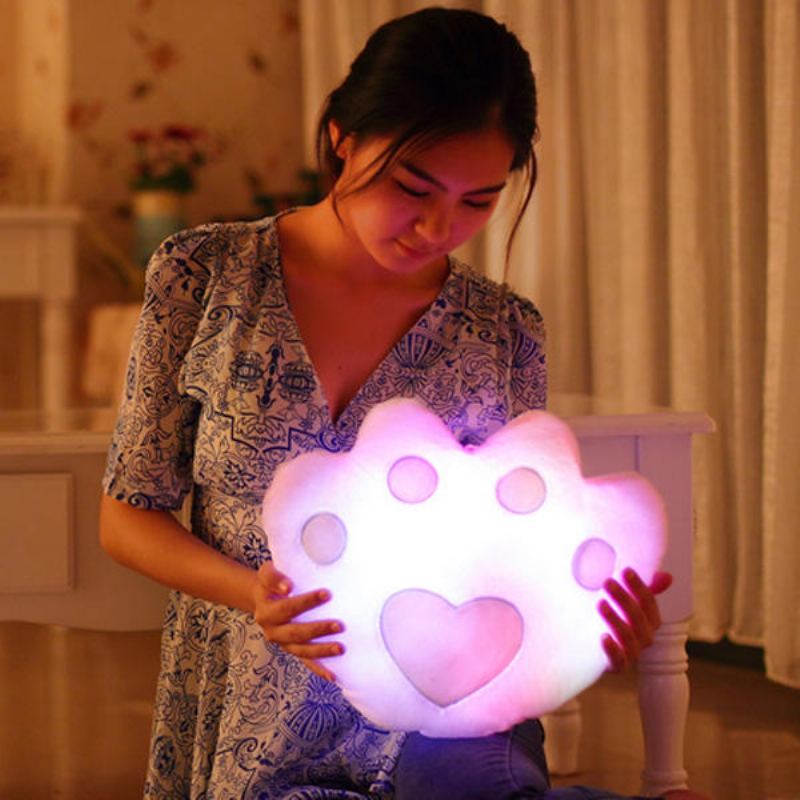 Plyšové Barevné Led Světlo Hudba Bear Paw Shape Throw Polštář Home Sofa Decor Festival Dárek K Narozeninám